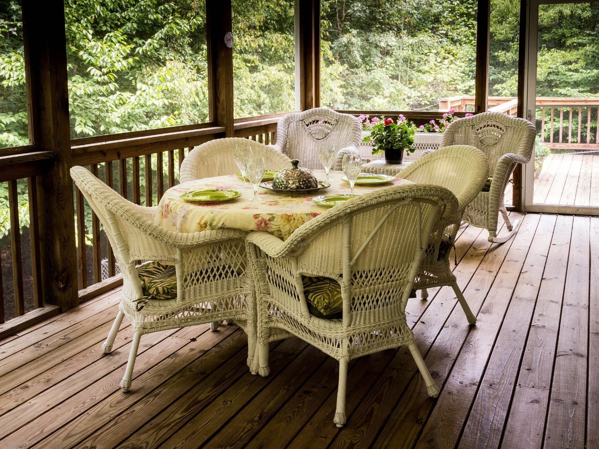 The ROI and Considerations When Building an Outdoor Deck